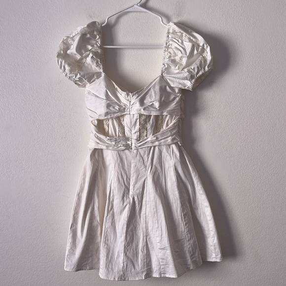 For Love and Lemons X Revolve Chantelle White Mini Lace Dress Size Medium - Picture 9 of 11